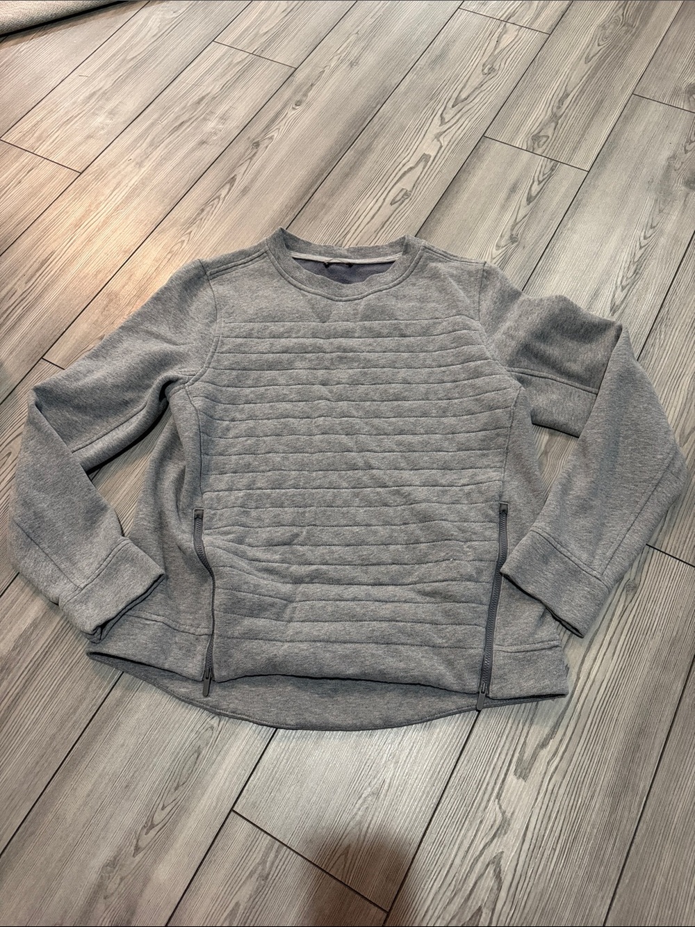 Lululemon Fleece Be True Crew Gray size 8